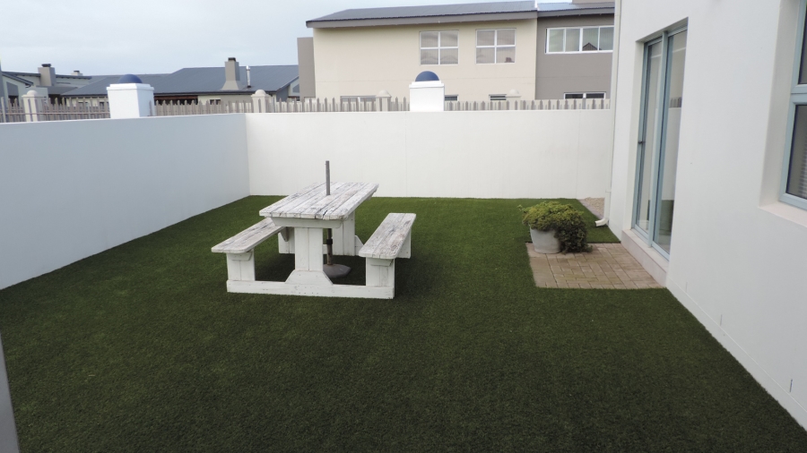 3 Bedroom Property for Sale in Blue Lagoon Western Cape